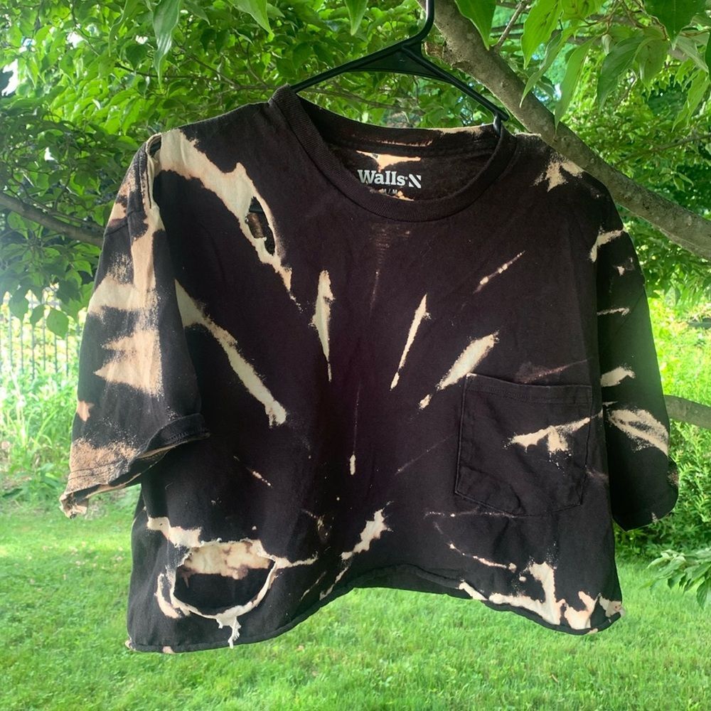 Walls distressed, crop top M